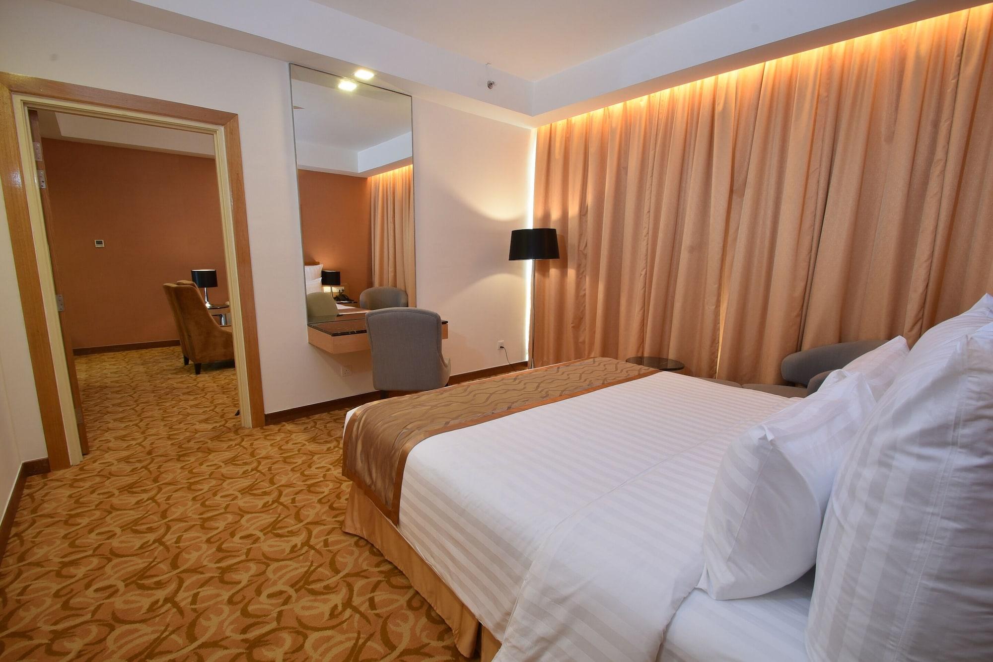 Tenera Hotel Bangi Exterior foto A room at the hotel