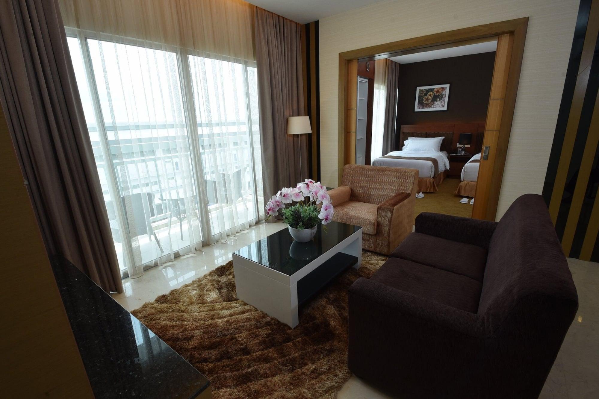Tenera Hotel Bangi Exterior foto Suite room
