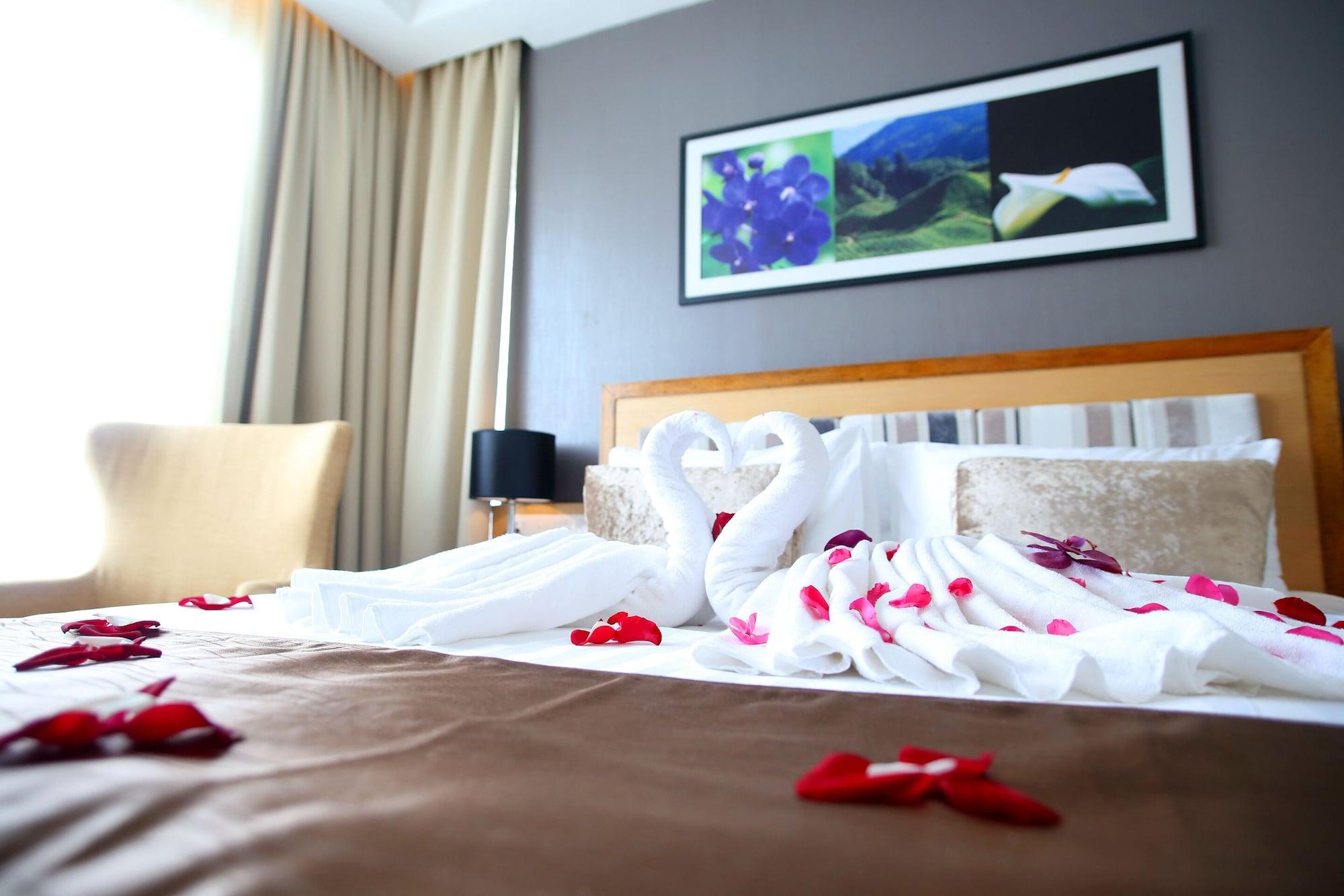 Tenera Hotel Bangi Exterior foto A bedroom at the hotel